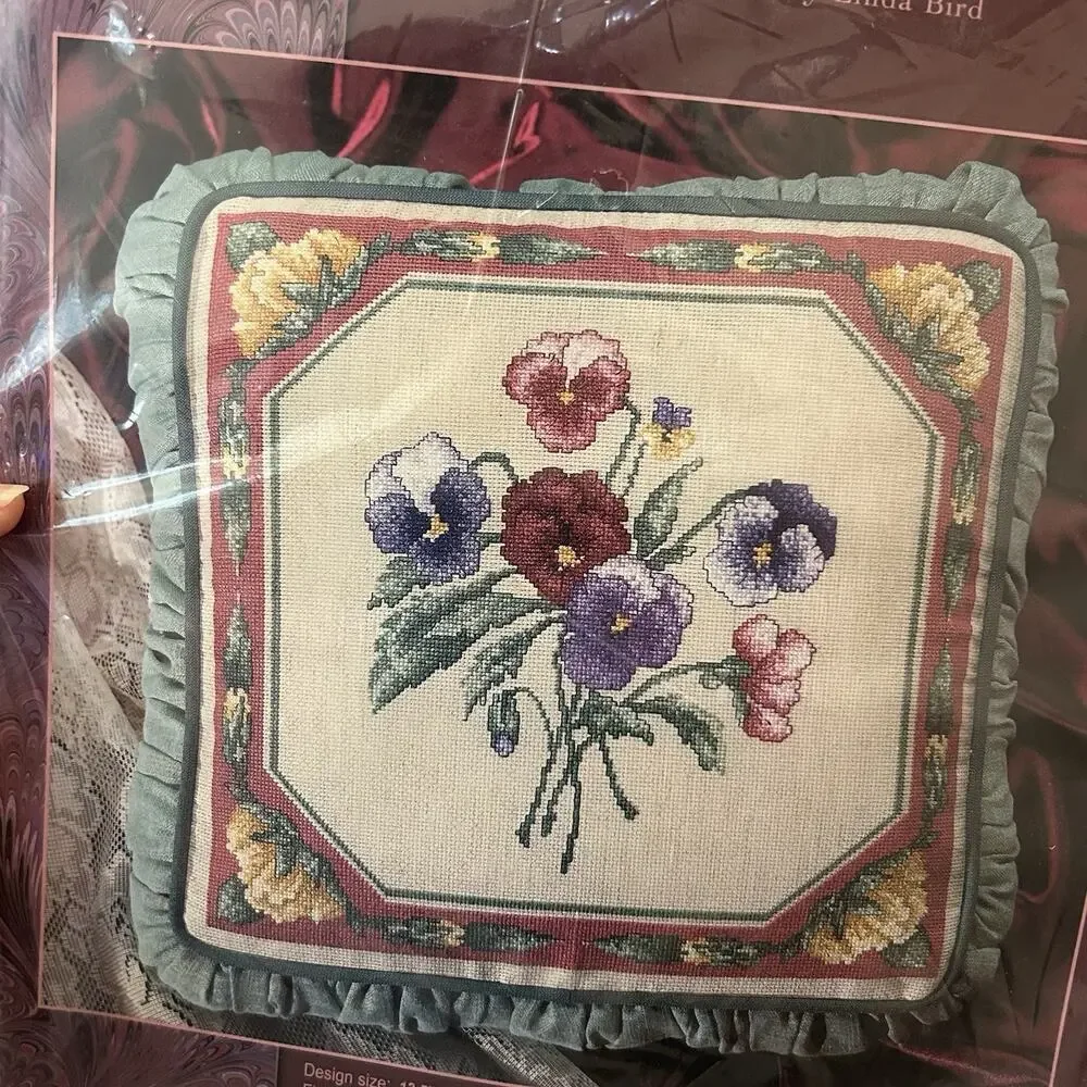 Stitch World Pansy Bouquet Pillow Cover Counted Cross Stitch Kit 13.5”x13.5” VTG
